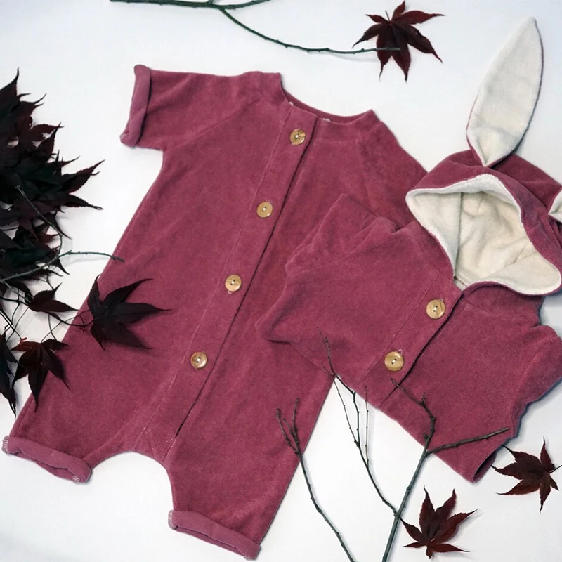 Eco-friendly bamboo clothing in bulk for B2B wholesale; sustainable, soft, and perfect for retailers seeking premium, ethical apparel options.