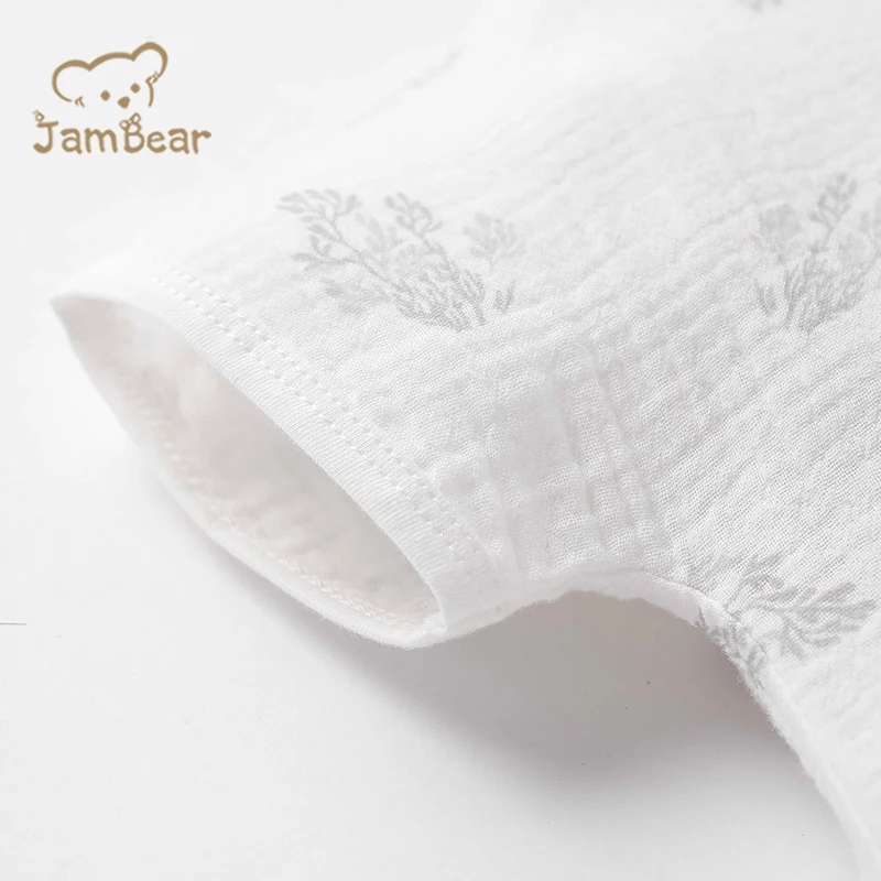 Bamboo products ready for wholesale shipping, ideal for B2B buyers seeking sustainable and eco-friendly inventory solutions.