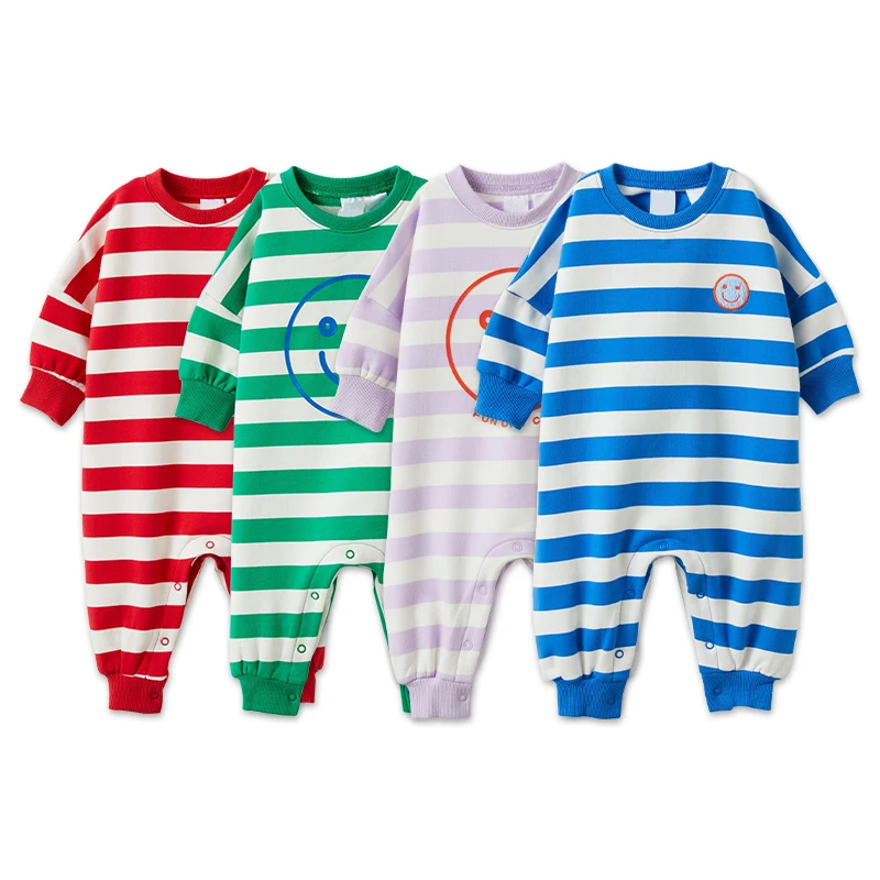Soft bamboo toddler pajamas sample for wholesale buyers, showcasing sustainable, eco-friendly fabric ideal for bulk purchasing.