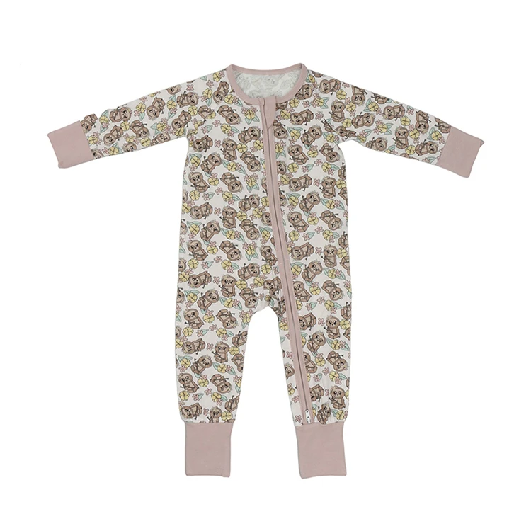 Wholesale baby romper with zipper closure, designed for comfort and convenience. Perfect for retailers seeking quality infant apparel.