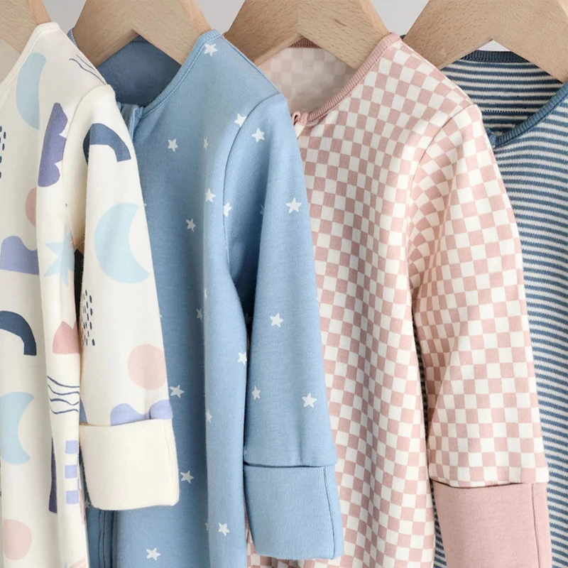 Wholesale newborn bamboo baby clothes: Eco-friendly, soft, durable, and perfect for retailers seeking sustainable, high-quality infant apparel.