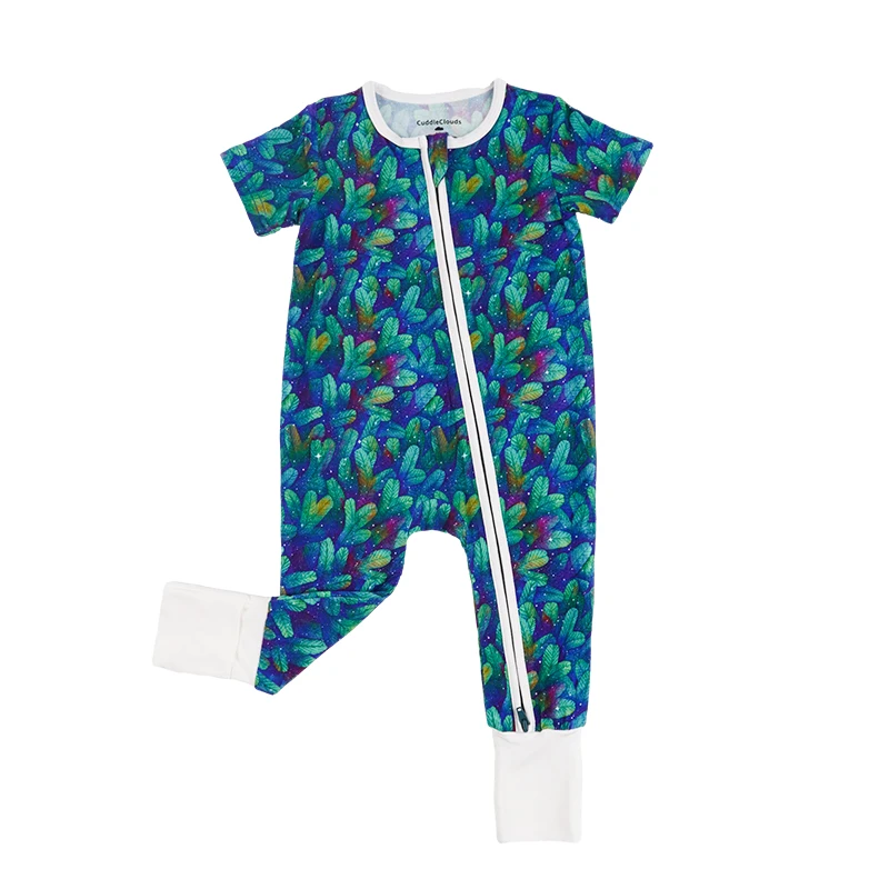 Wholesale bamboo baby clothes with low MOQ, eco-friendly and soft fabric ideal for B2B retailers seeking sustainable products.
